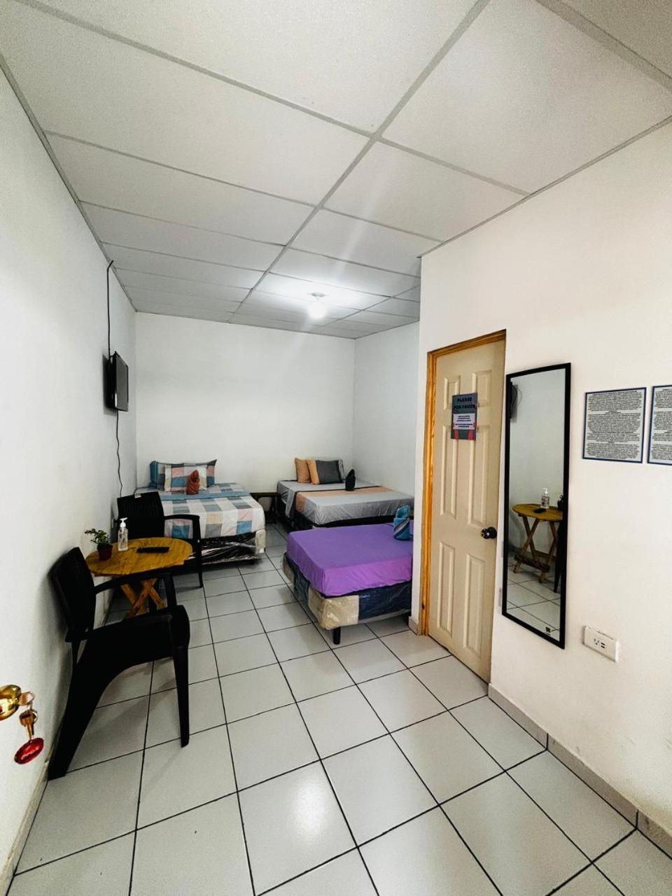 La Casona Sv Hostal Ла-Либертад Экстерьер фото