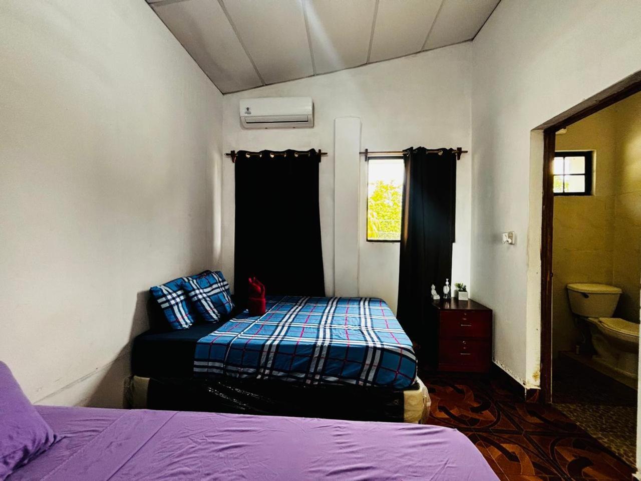 La Casona Sv Hostal Ла-Либертад Экстерьер фото